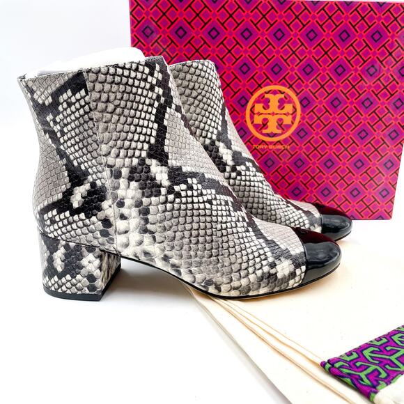 Tory Burch Shelby Boots Snake Print Patent Leather Cap‎ Toe Block Heel Sz 7 - Picture 1 of 12